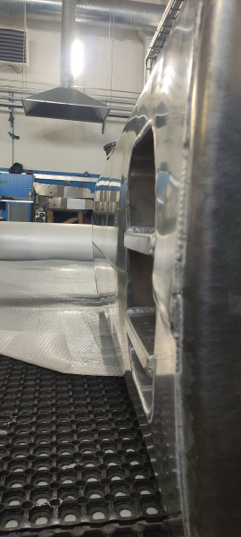 Алюминиевый топливный бак 750 л. со ступенкой (№ 741075)